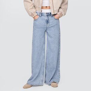 Gap Mid Rise UltraSoft Boxer Baggy Jeans – Medium Wash – NWOT – Sold Out Online